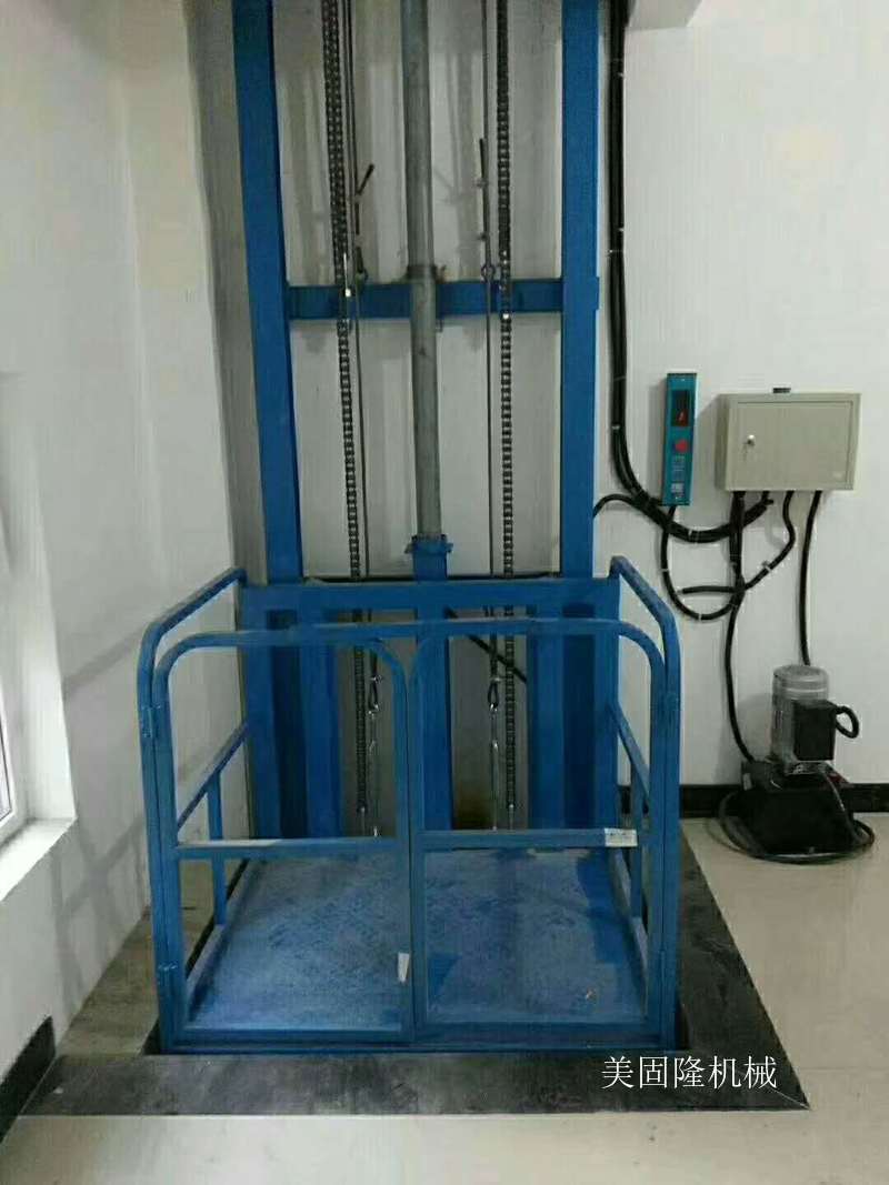 河北单臂导轨式升降机厂家